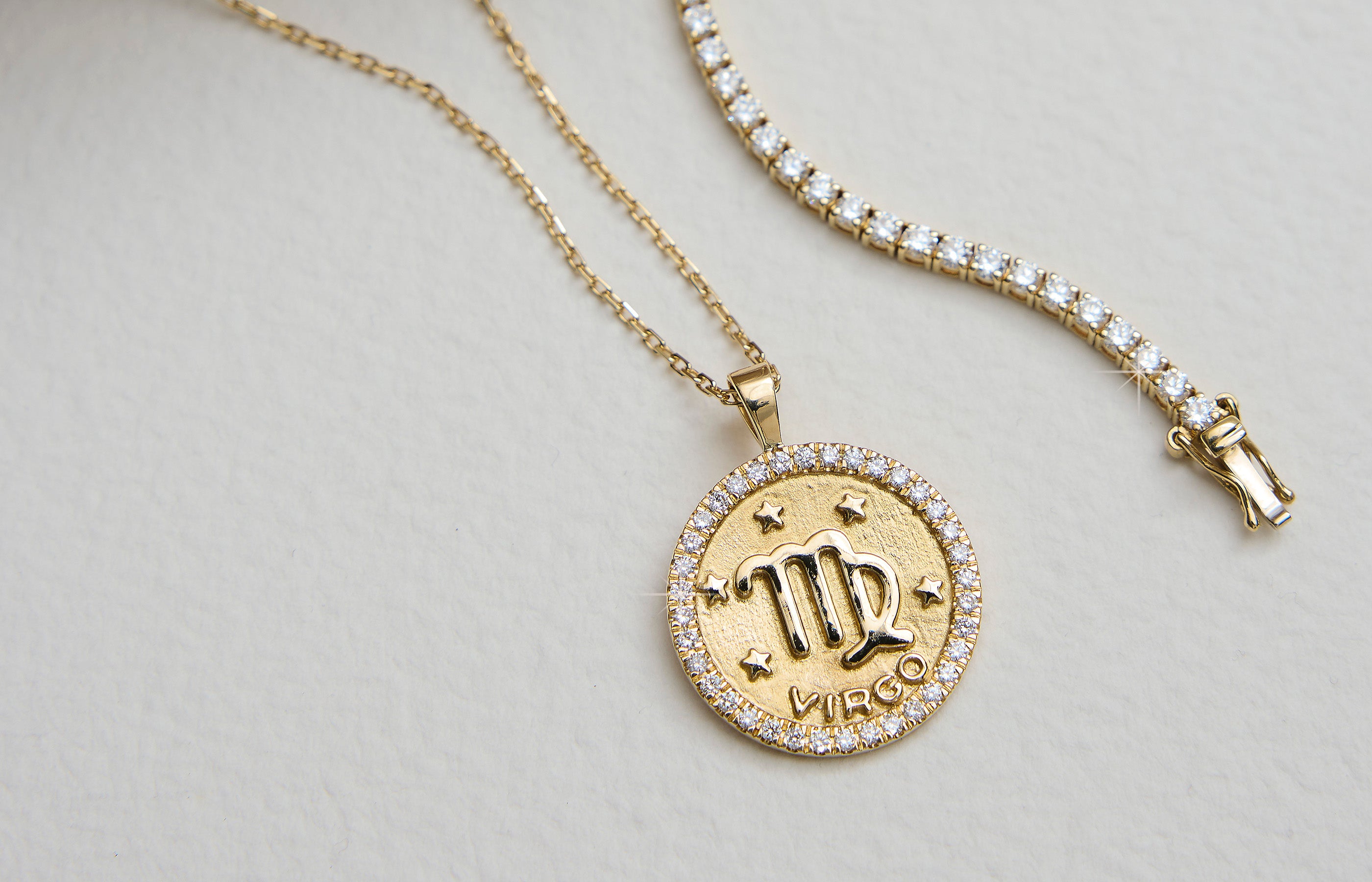 Pendant Necklaces