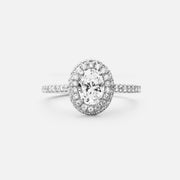 0,7ct ovaler Diamantring mit doppeltem Halo