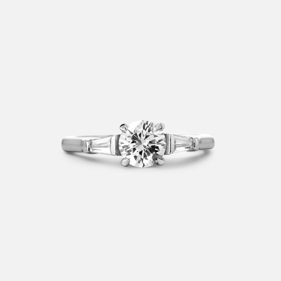 0,5 Karat Baguette Seitenstein Diamantring